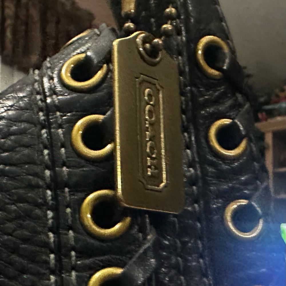 Coach HTF limited edition studded lace black leather large Abbey hobo purse - Picture 7 of 8